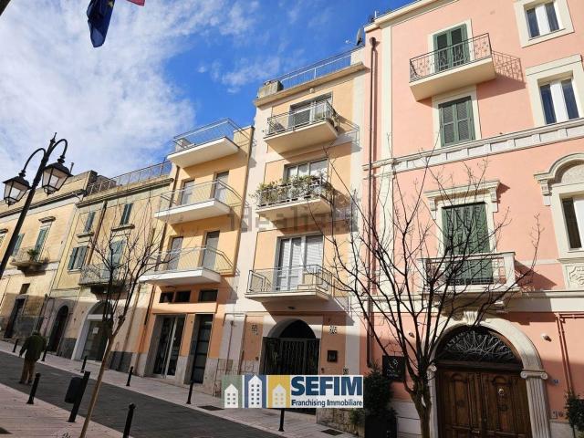 Appartamento in vendita di 100 m² in Piazza Ascanio Persio