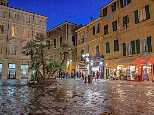 Appartamento in vendita di 110 m² in Piazza G. Matteotti, 13