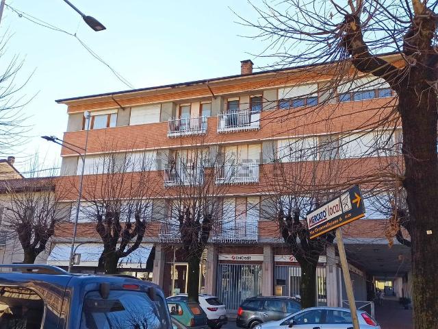 Appartamento in vendita di 110 m² in Piazza G. Perotti, 79