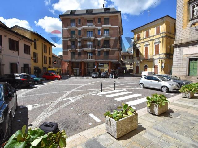 Appartamento in vendita di 110 m² in Piazza Giacomo Matteotti, 5