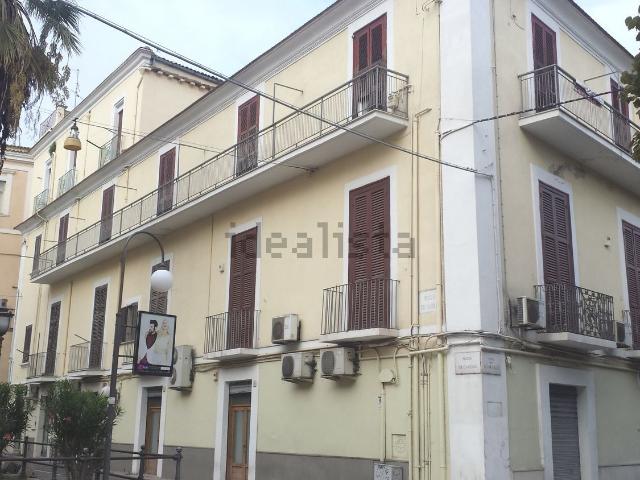 Appartamento in vendita di 110 m² in Piazza De Carolis, 12