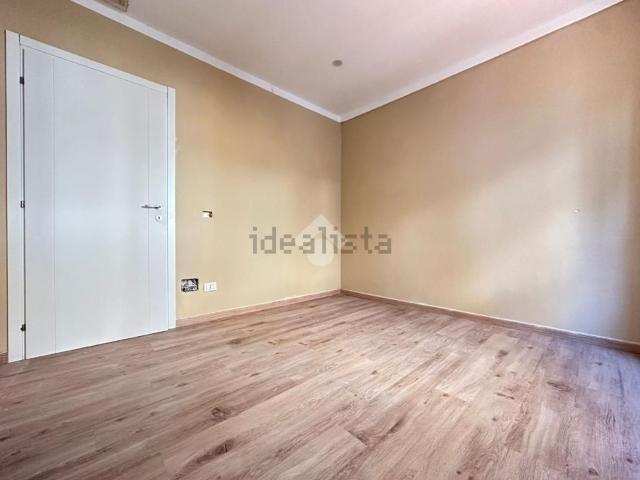 Appartamento in vendita di 110 m² in Piazza L. Corbani, 15
