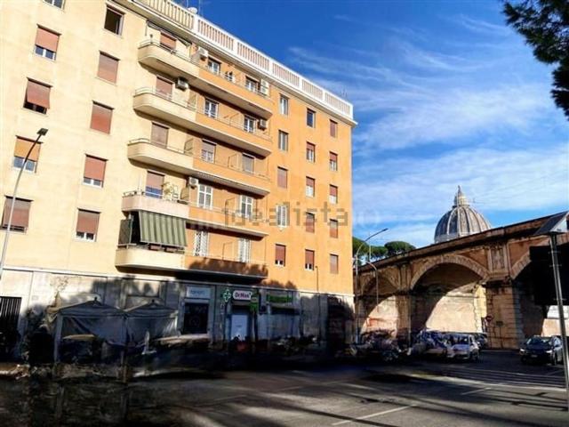 Appartamento in vendita di 110 m² in Piazzale Gregorio VII