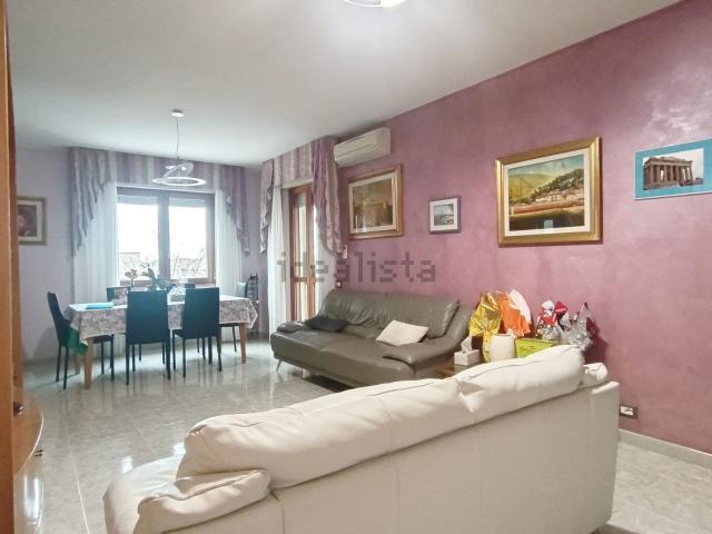 Appartamento in vendita di 110 m² in Strada Acque Alte, 55