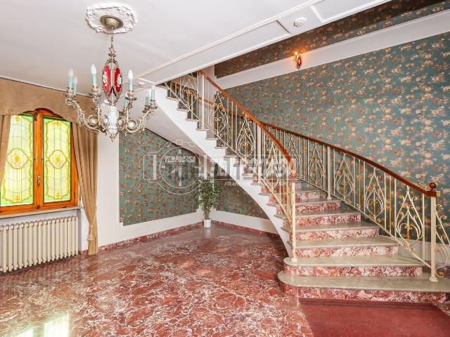 Appartamento in vendita di 110 m² in Strada Giardino Scarafiotti