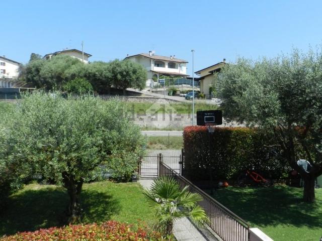 Appartamento in vendita di 110 m² in Strada della Colombara, 2