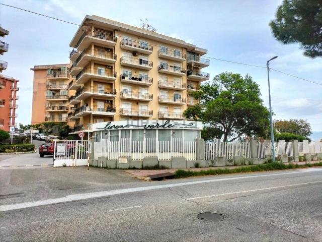 Appartamento in vendita di 110 m² in Strada Panoramica dello Stretto, 1416