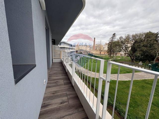 Appartamento in vendita di 111 m² in Via Costalunga, 1