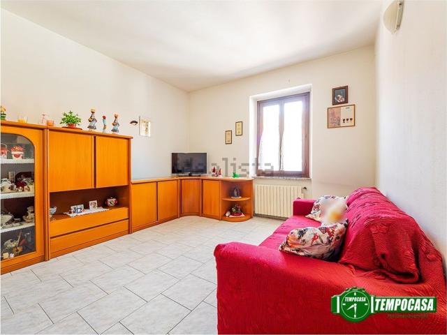Appartamento in vendita di 111 m² in Via Cesare Battisti, 8