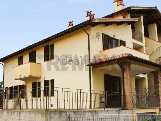 Appartamento in vendita di 111 m² in Via Cristoforo Colombo, 240