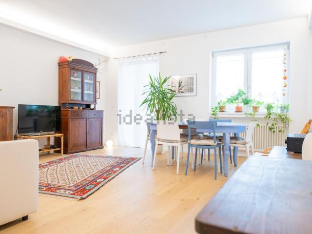 Appartamento in vendita di 111 m² in Via Cussignacco, 38