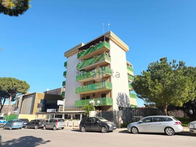 Appartamento in vendita di 111 m² in Via Amerigo Vespucci, 9