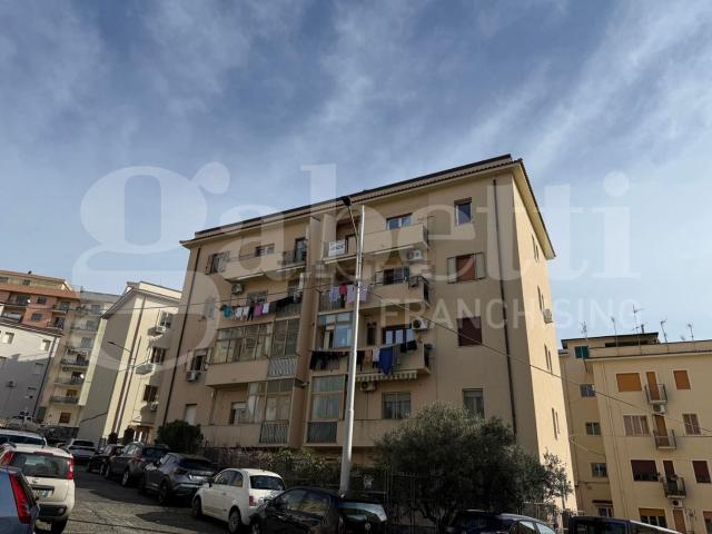Appartamento in vendita di 111 m² in Via Antonio Purificato, 34