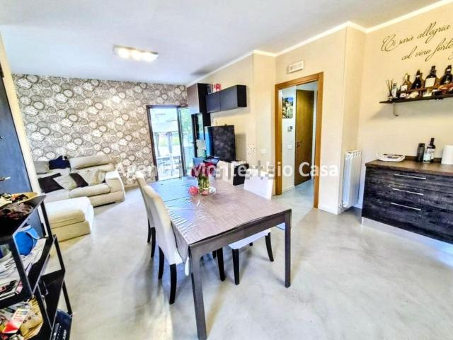 Appartamento in vendita di 111 m² in Via Adige