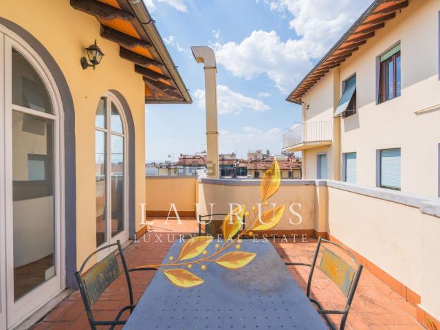 Appartamento in vendita di 111 m² in Via Alfonso la Marmora
