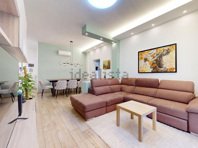 Appartamento in vendita di 111 m² in Via Bonaventura Corti, 48