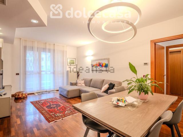 Appartamento in vendita di 111 m² in Via Bruxelles, 8