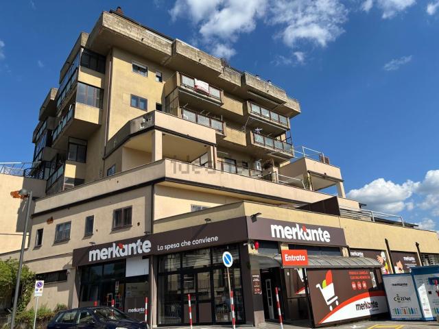 Appartamento in vendita di 111 m² in Via Gioacchino Pedicini