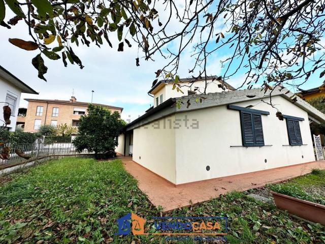 Appartamento in vendita di 111 m² in Via Giovanni Verga, 65
