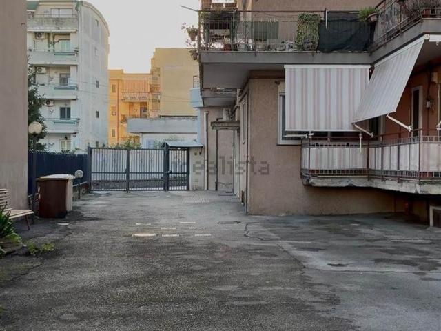 Appartamento in vendita di 111 m² in Via Domenico Catalano, 16