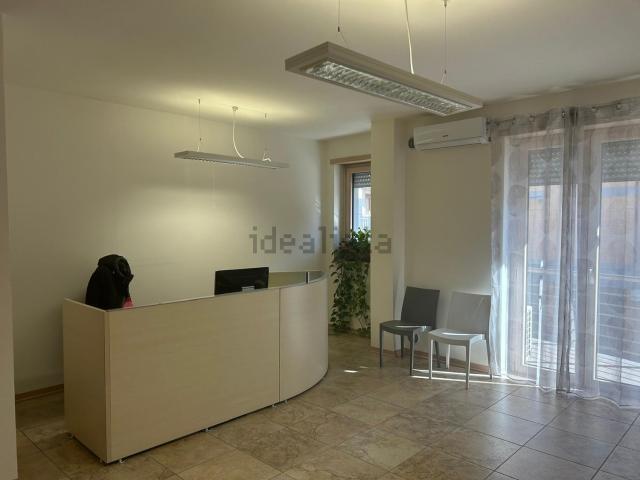 Appartamento in vendita di 111 m² in Via dei Frentani, 39