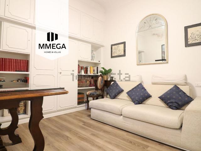 Appartamento in vendita di 111 m² in Via dei Servi, 21