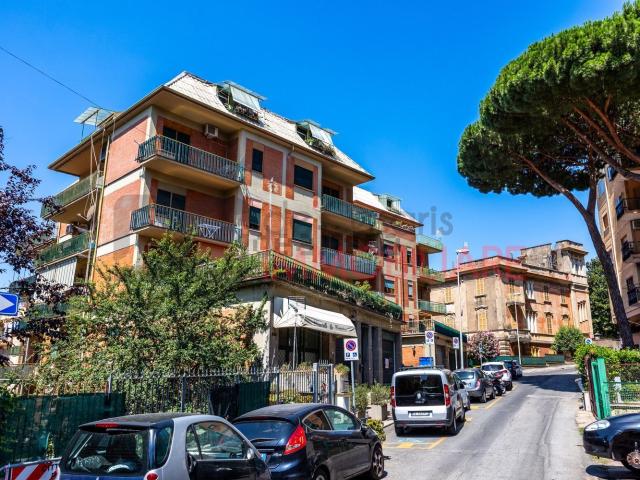 Appartamento in vendita di 111 m² in Via del Crocifisso