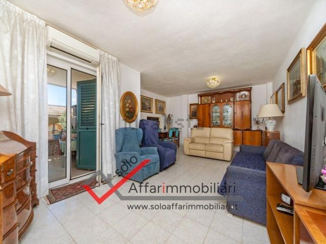Appartamento in vendita di 111 m² in Via della Quercia, 21