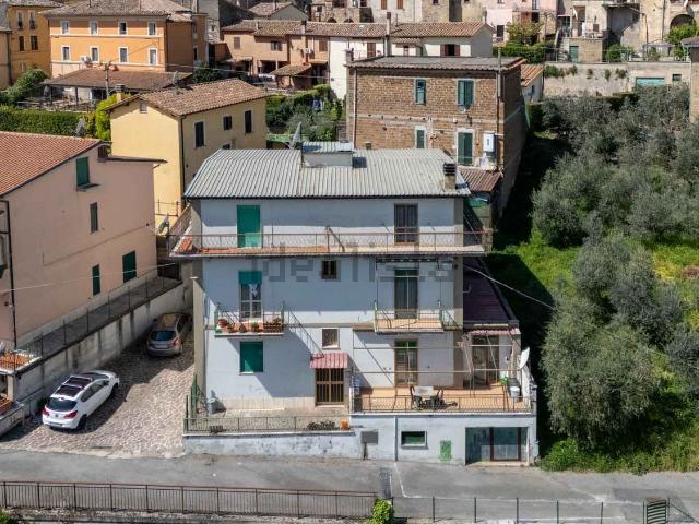 Appartamento in vendita di 111 m² in Via della Vigna