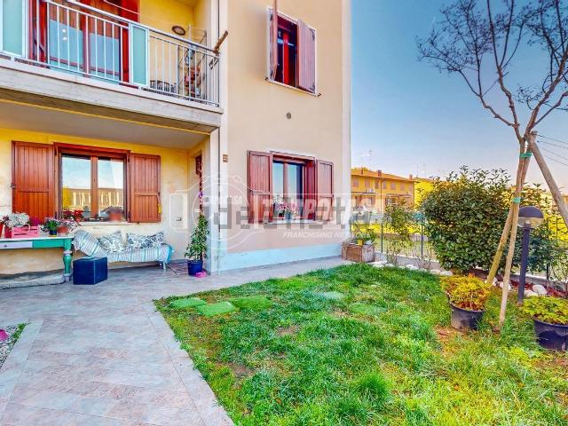 Appartamento in vendita di 111 m² in Via Enrico Berlinguer, 32