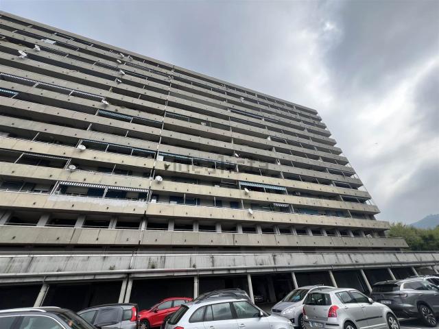 Appartamento in vendita di 111 m² in Via Enrico Fermi, 128