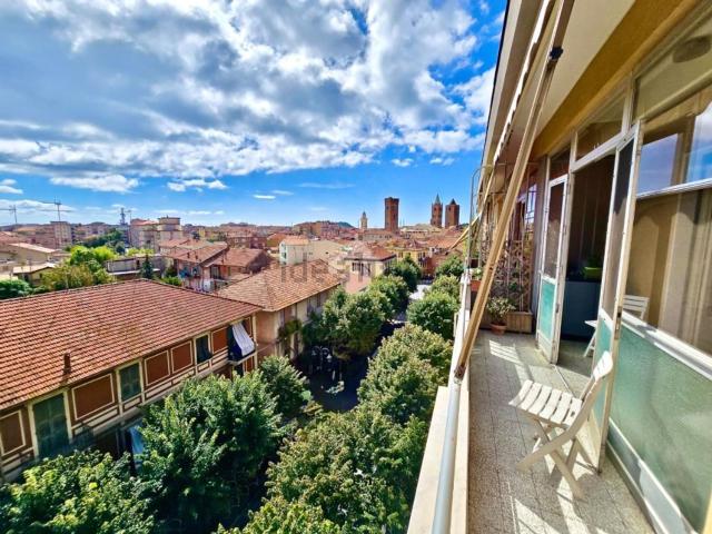 Appartamento in vendita di 111 m² in Via Fratelli Grana, 4