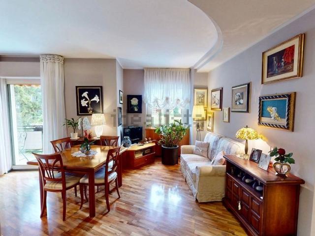 Appartamento in vendita di 111 m² in Via Ischia