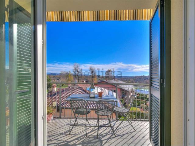 Appartamento in vendita di 111 m² in Via IV Novembre, 18