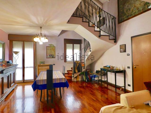 Appartamento in vendita di 111 m² in Via Olona, 11