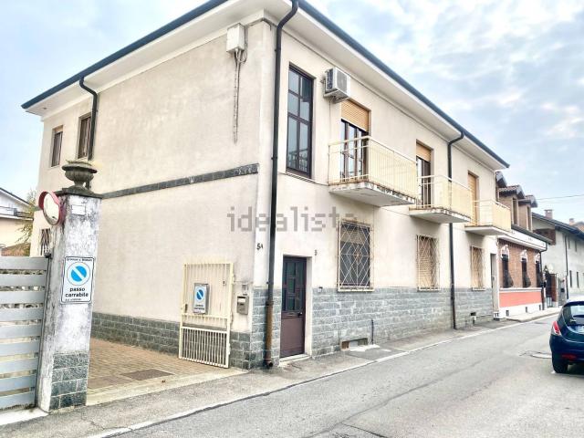 Appartamento in vendita di 111 m² in Via Ortigara, 5