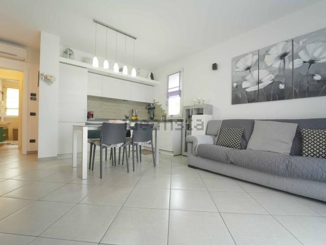 Appartamento in vendita di 111 m² in Via Osoppo, 10