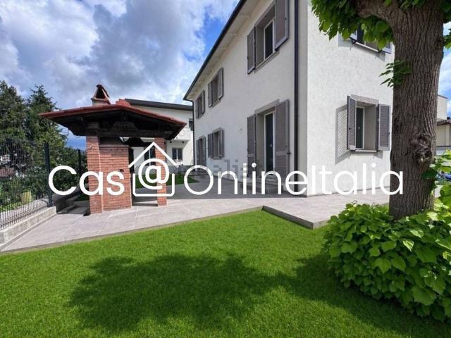 Appartamento in vendita di 111 m² in Via Livornese, 272