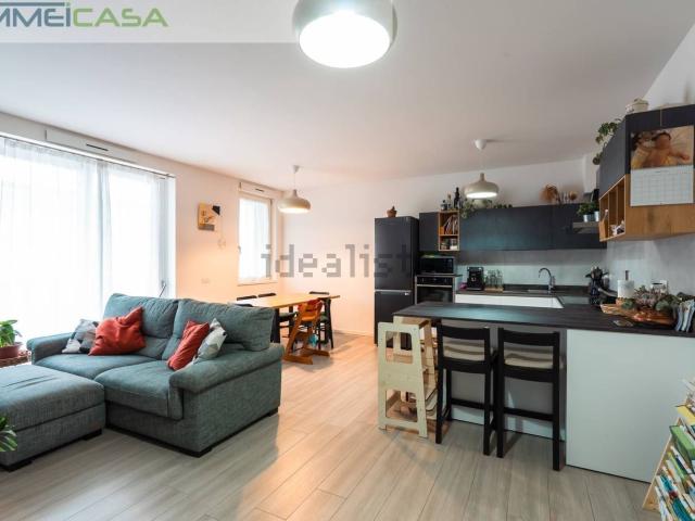 Appartamento in vendita di 111 m² in Via Monte Cimone