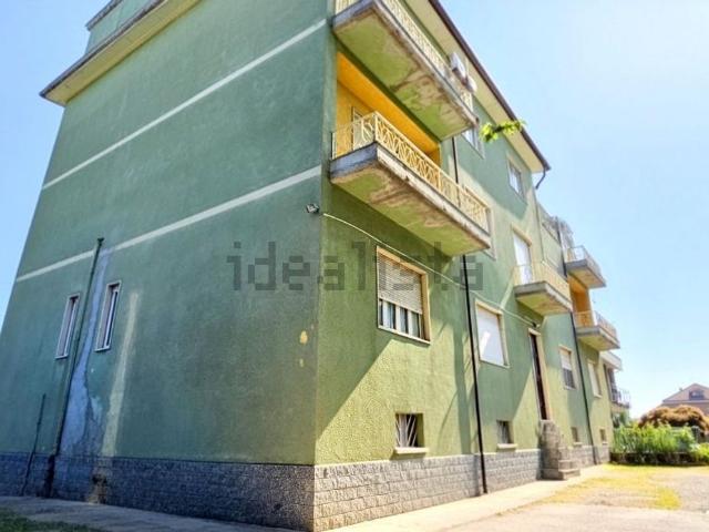 Appartamento in vendita di 111 m² in Via Mazzè, 12