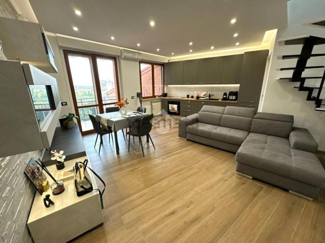 Appartamento in vendita di 111 m² in Via Mar della Cina, 165