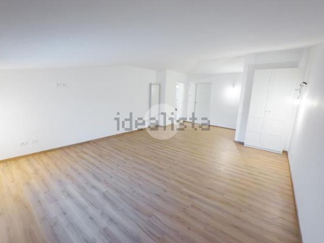 Appartamento in vendita di 111 m² in Via Mirone, 4