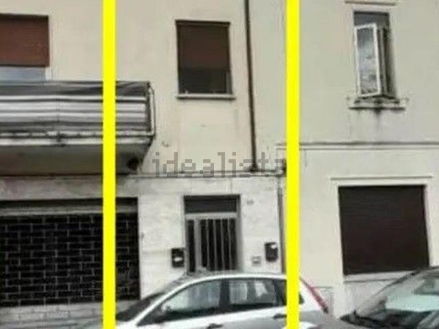 Appartamento in vendita di 111 m² in Via Scuderlando, 228