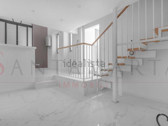 Appartamento in vendita di 111 m² in Via Scaldasole