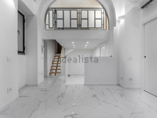 Appartamento in vendita di 111 m² in Via Scaldasole, 14