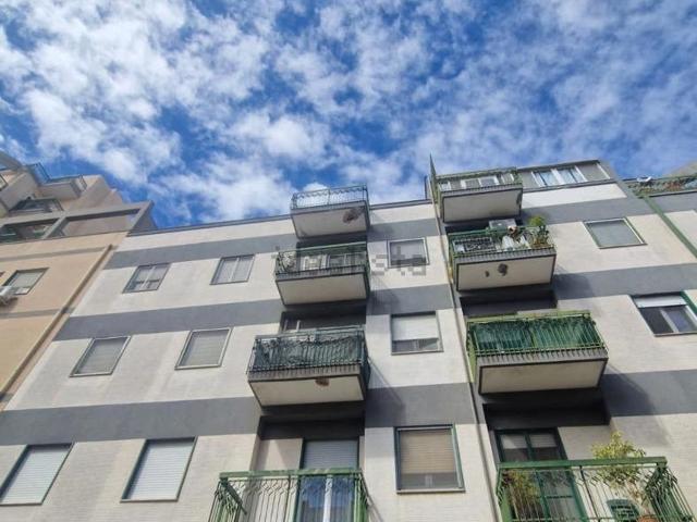 Appartamento in vendita di 111 m² in Via Severo Settimio, 15