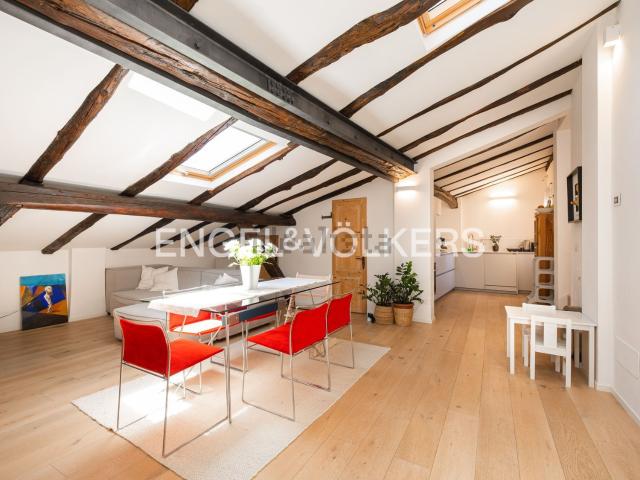 Appartamento in vendita di 111 m² in Via Porta Nova