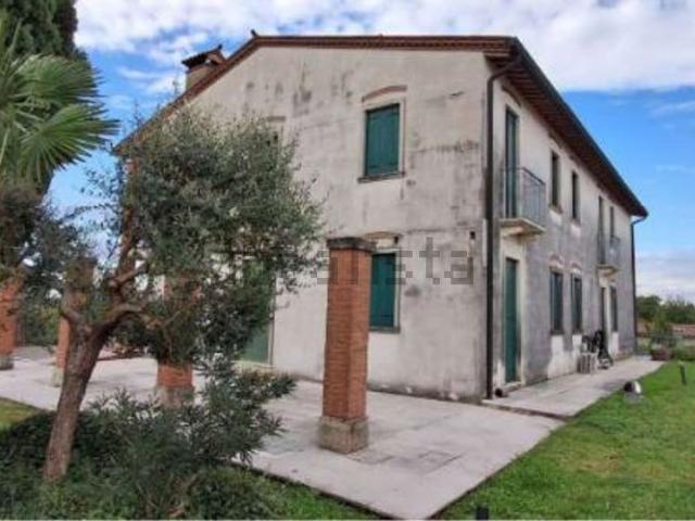 Appartamento in vendita di 111 m² in Via Preon