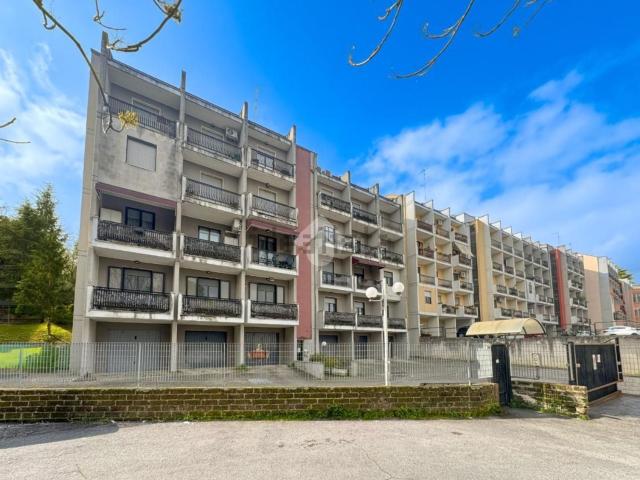 Appartamento in vendita di 111 m² in Via Primo Riccitelli, 38