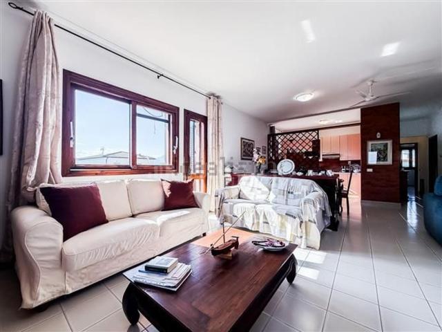 Appartamento in vendita di 111 m² in Via Umberto Nobile